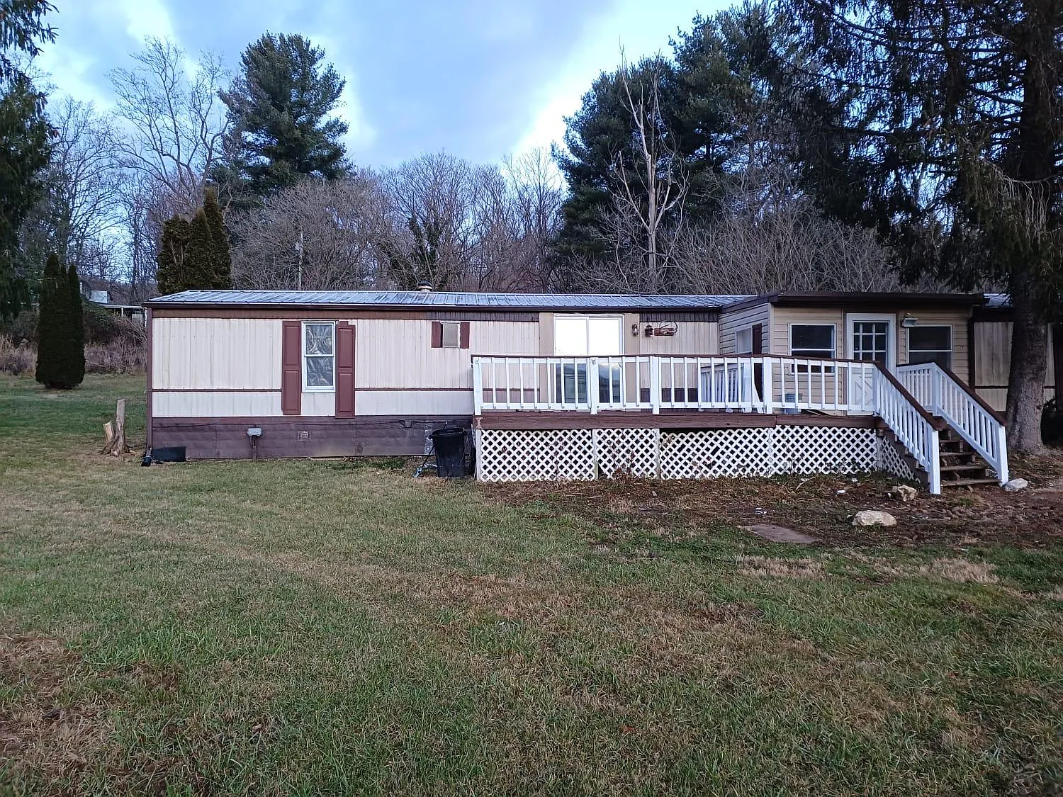 3 bed, 1328 sqft, $1,450 — Photo 2