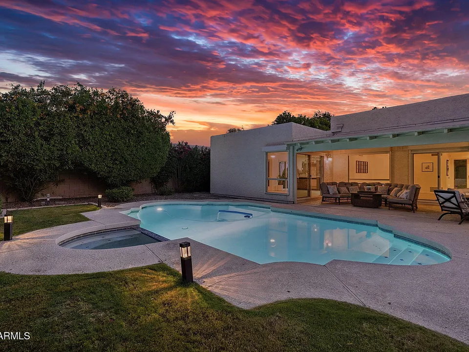 7352 E Valley Vista Dr