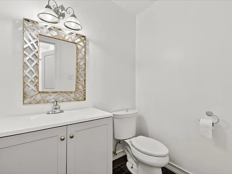 5025 Romford Dr — Photo 20