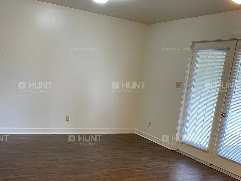 1666B Lunar Ct — Photo 9