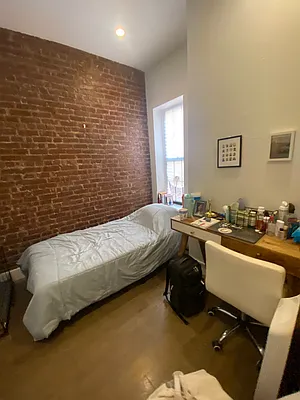 Rented by Lodger Corp | media 29