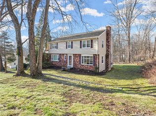 88 Mariner Cir, Trumbull, CT 06611