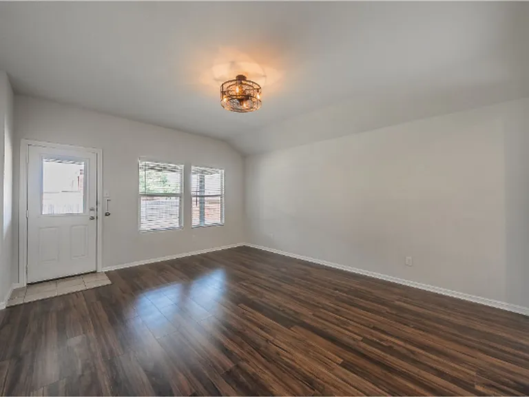 7325 Wavecrest Way — Photo 15
