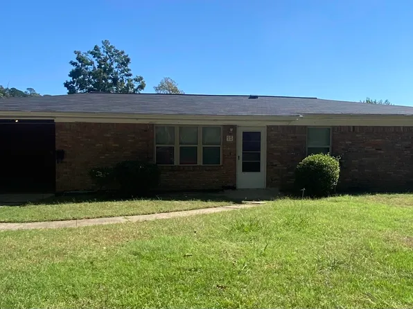 15 Indian Trl, Little Rock, AR 72207