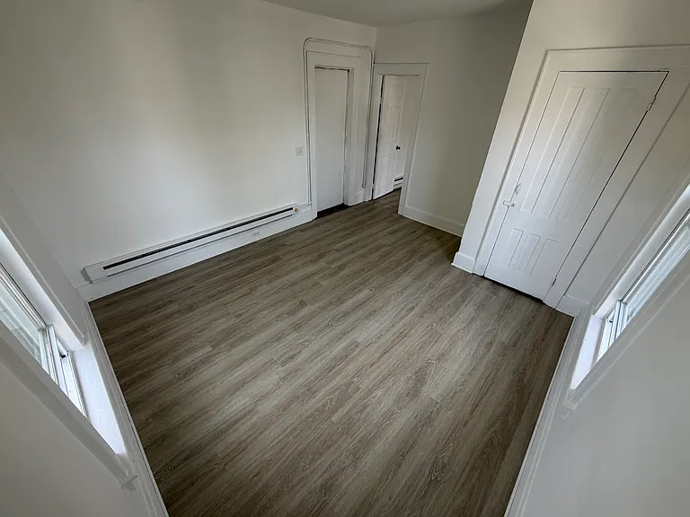296 Broad St #2 — Photo 11