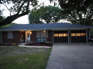 303 N Post Oak St, Navasota, TX 77868