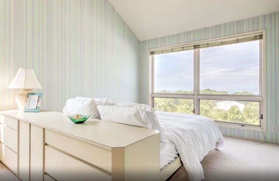  Bedroom 3 with view