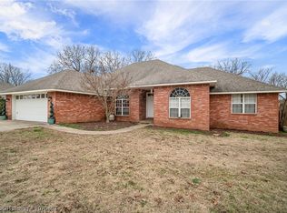 810 Karry Ln, Fort Smith, AR 72916