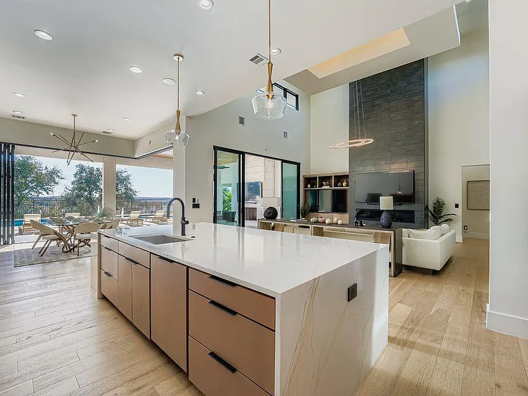 6412 Lantern View Dr — Photo 5