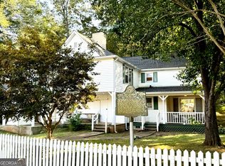 393 Oak Ave, Demorest, GA 30535