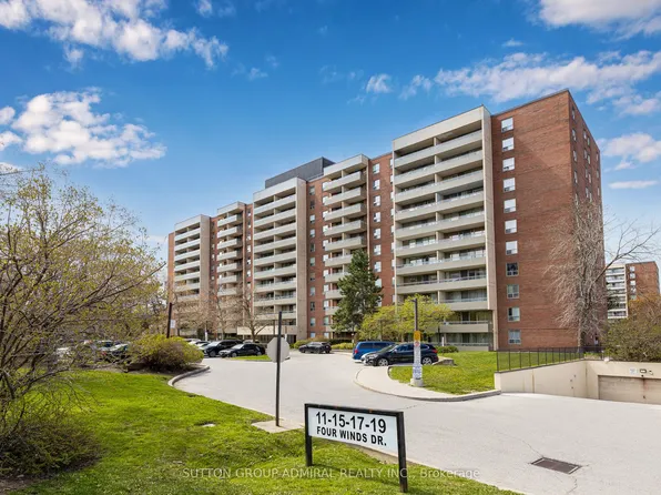 19 Four Winds Dr #1103, Toronto, ON M3J 2S9