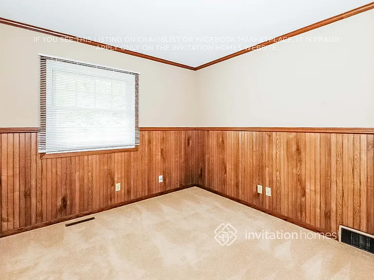 1716 Lamplight Dr — Photo 17