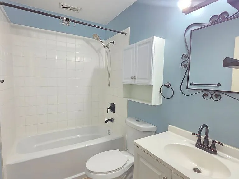 4615 E 13th Ave — Photo 14
