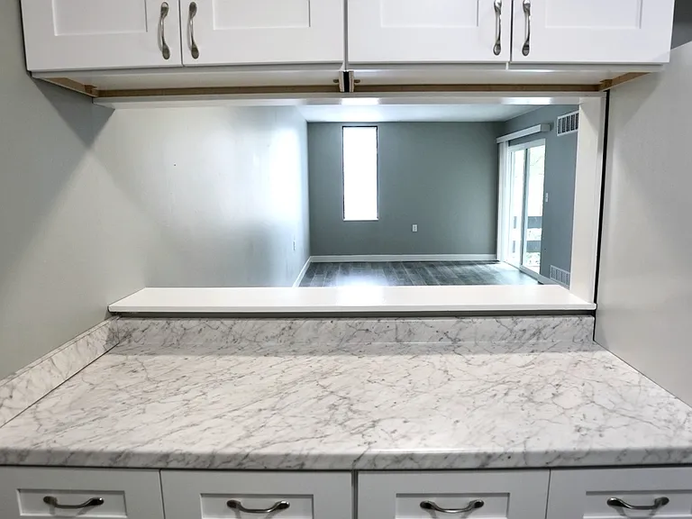 1102 Salem Ave #3D — Photo 4