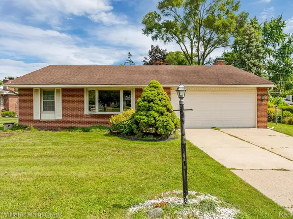 18664 Westbrook Dr, Livonia, MI 48152