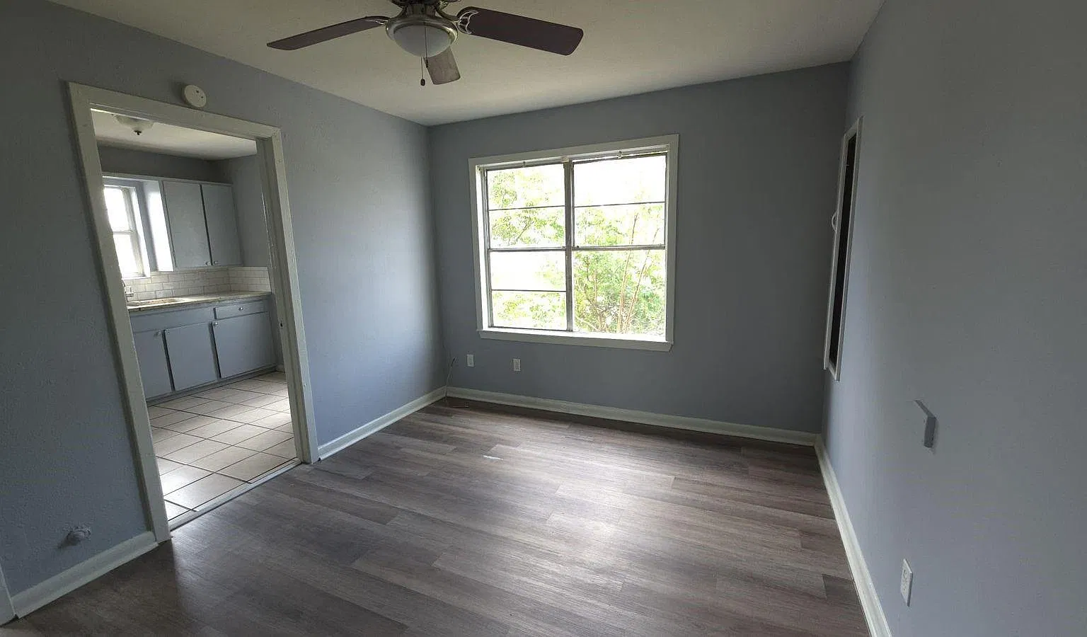 1 bed, 1.0 bath, $749 — Photo 3