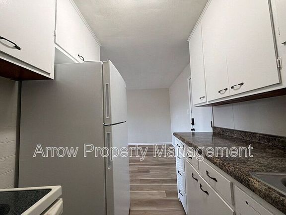 5th image of 141 N 4th St #4