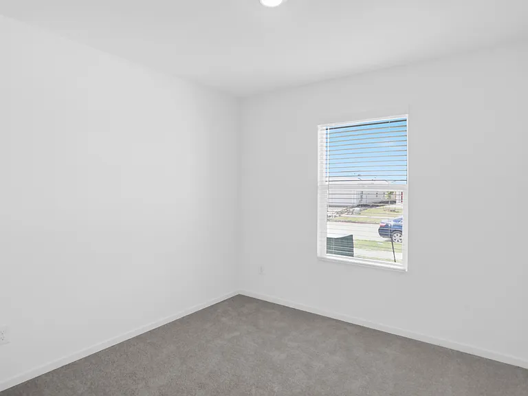 819 Pawpaw Dr — Photo 33