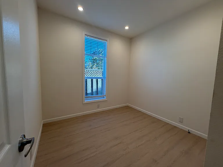 32092 Almaden Blvd — Photo 18