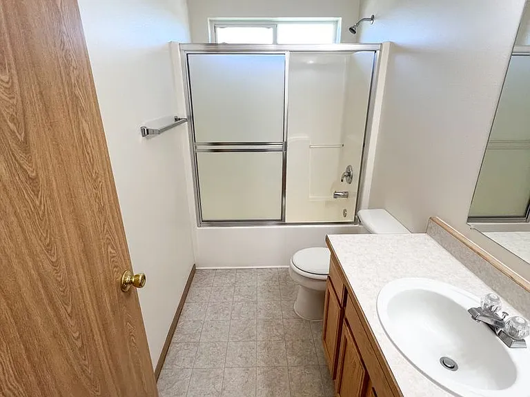 5511 Glenridge Way — Photo 28