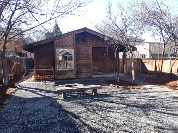 715 NW Ogden Ave, Bend, OR 97703