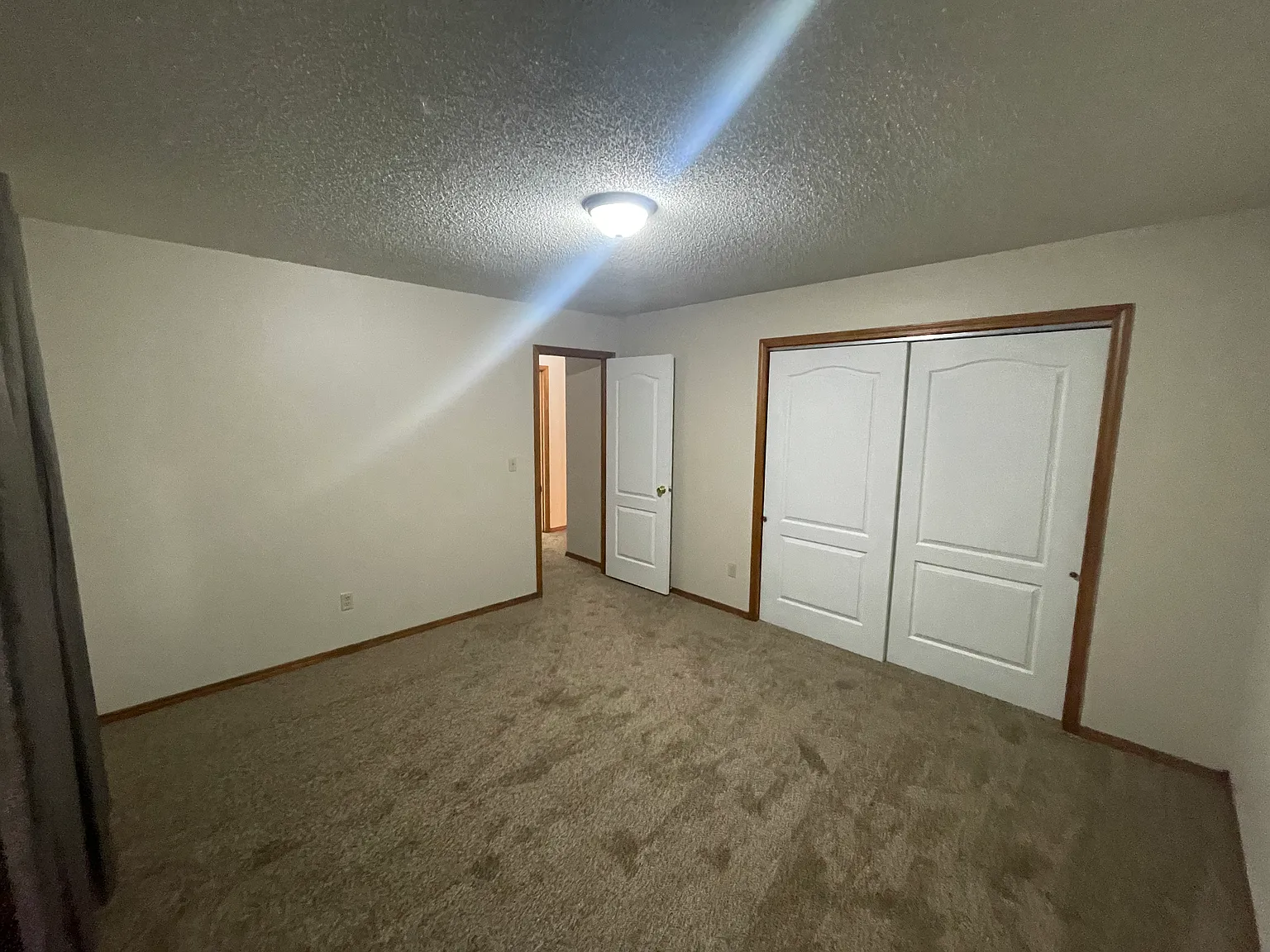 1332 Applewood Ln — Photo 3