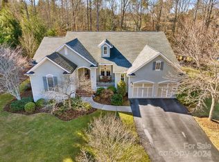 4 Light Cahill Ct, Biltmore Lake, NC 28715