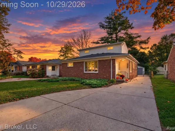 21058 Colwell Ave, Farmington Hills, MI 48336
