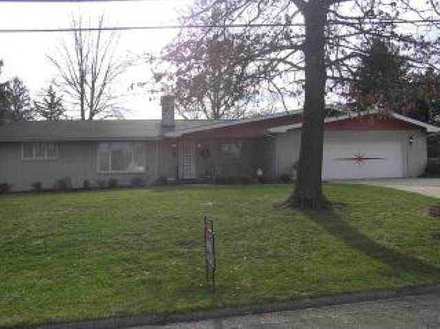1st image of 110 Walnut Ave