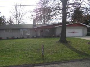 110 Walnut Ave, Saint Clairsville, OH 43950