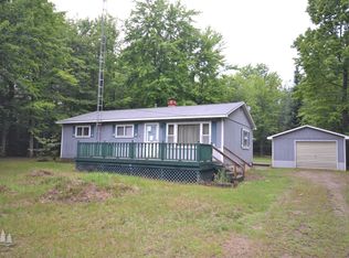 10870 Park Dr, Atlanta, MI 49709