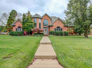 8144 Clearview Dr, Newburgh, IN 47630