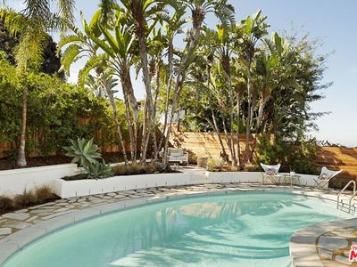 2367 Ronda Vista Dr, Los Angeles, CA, 90027