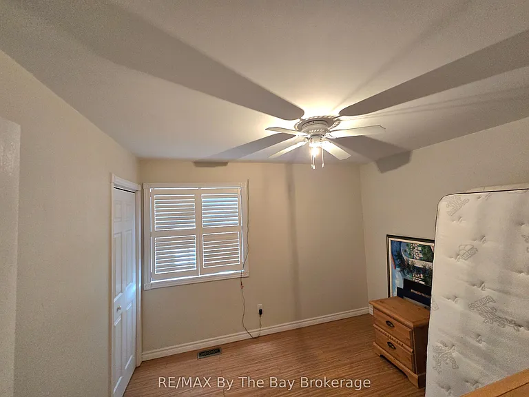 31 Forest Ave #A — Photo 18