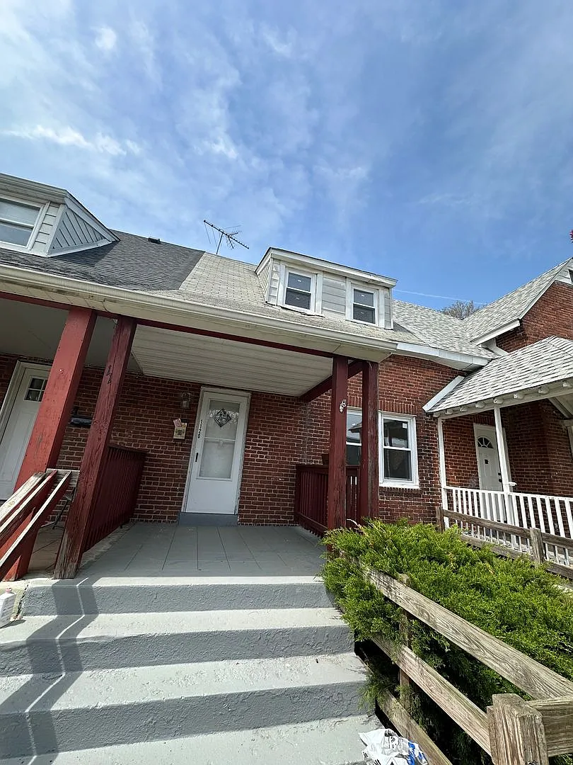 1120 Sterling Ave photo 1