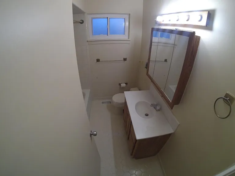 Bath room Angle 1