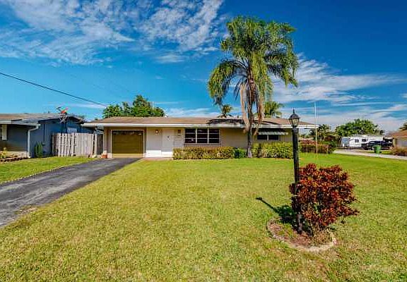 Home For Sale In Boulevard Heights