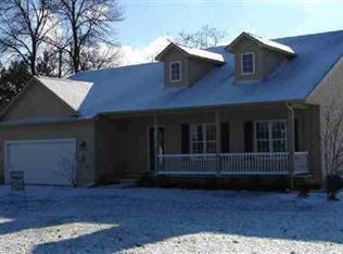 2216 Cook Rd, Grand Blanc, MI 48439