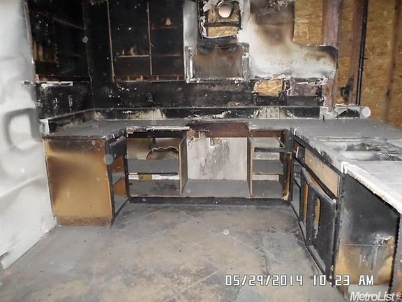 4th image of 3012 Tintorera Way