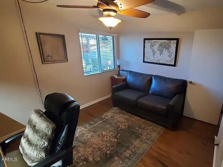 9237 N 47th Dr — Photo 8