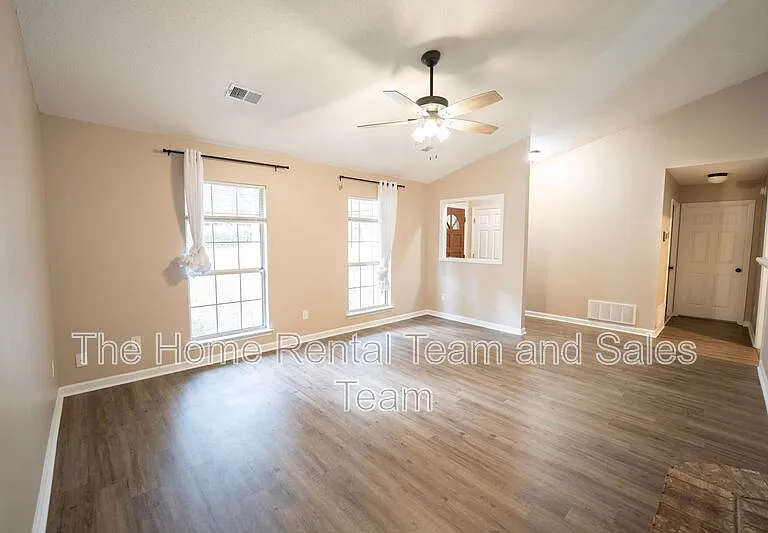 428 Floyd Cir — Photo 5