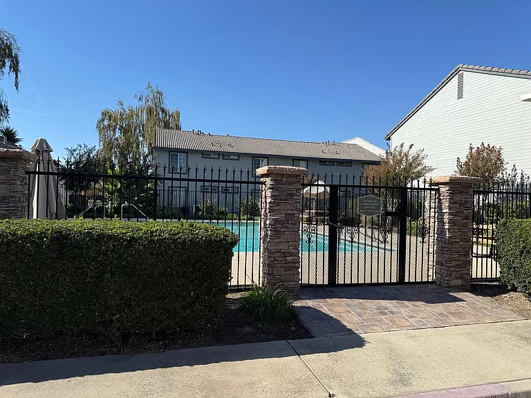 3937 Dale Rd #B — Photo 21