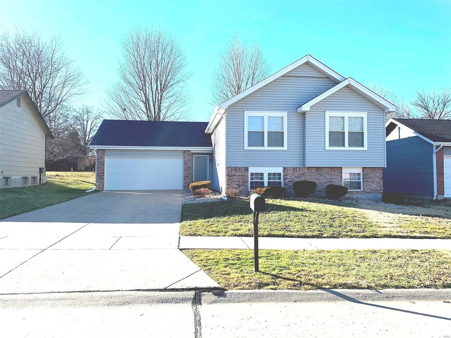 2106 Hungerford Dr photo 1