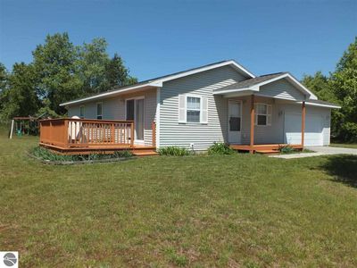 2092 Labrador Ln, Grawn, MI, 49637