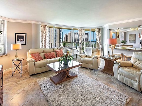 3rd image of 4041 Gulf Shore Blvd N APT 704