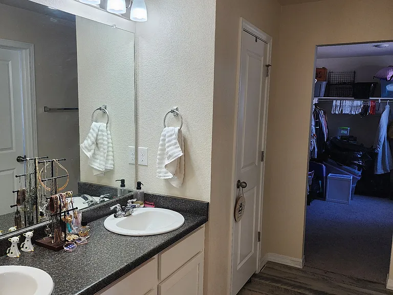6057 Napa Dr — Photo 12