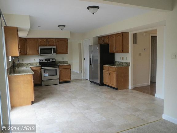 5th image of 11404 Oxfordshire Ct