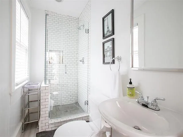 7522 Freret St #FRONT — Photo 16