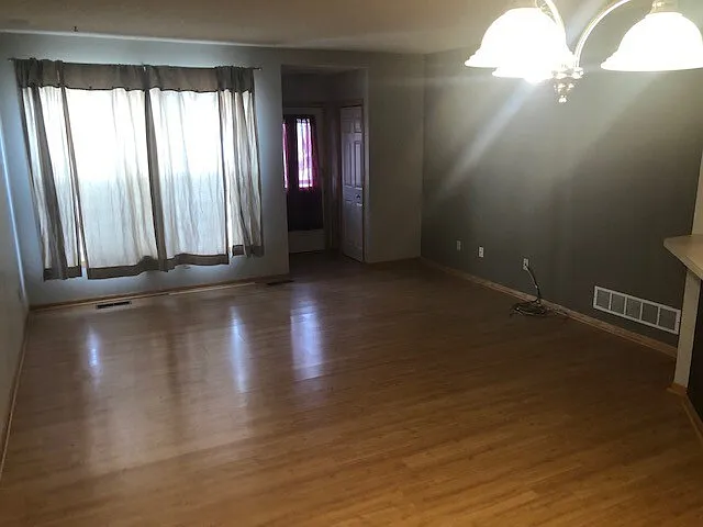 1939 Bluestem Ln — Photo 4