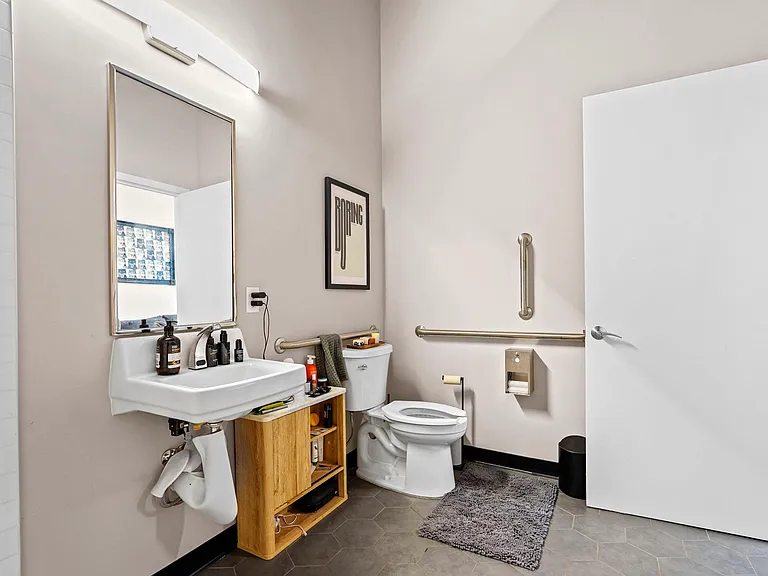 9th St Lofts — Photo 47